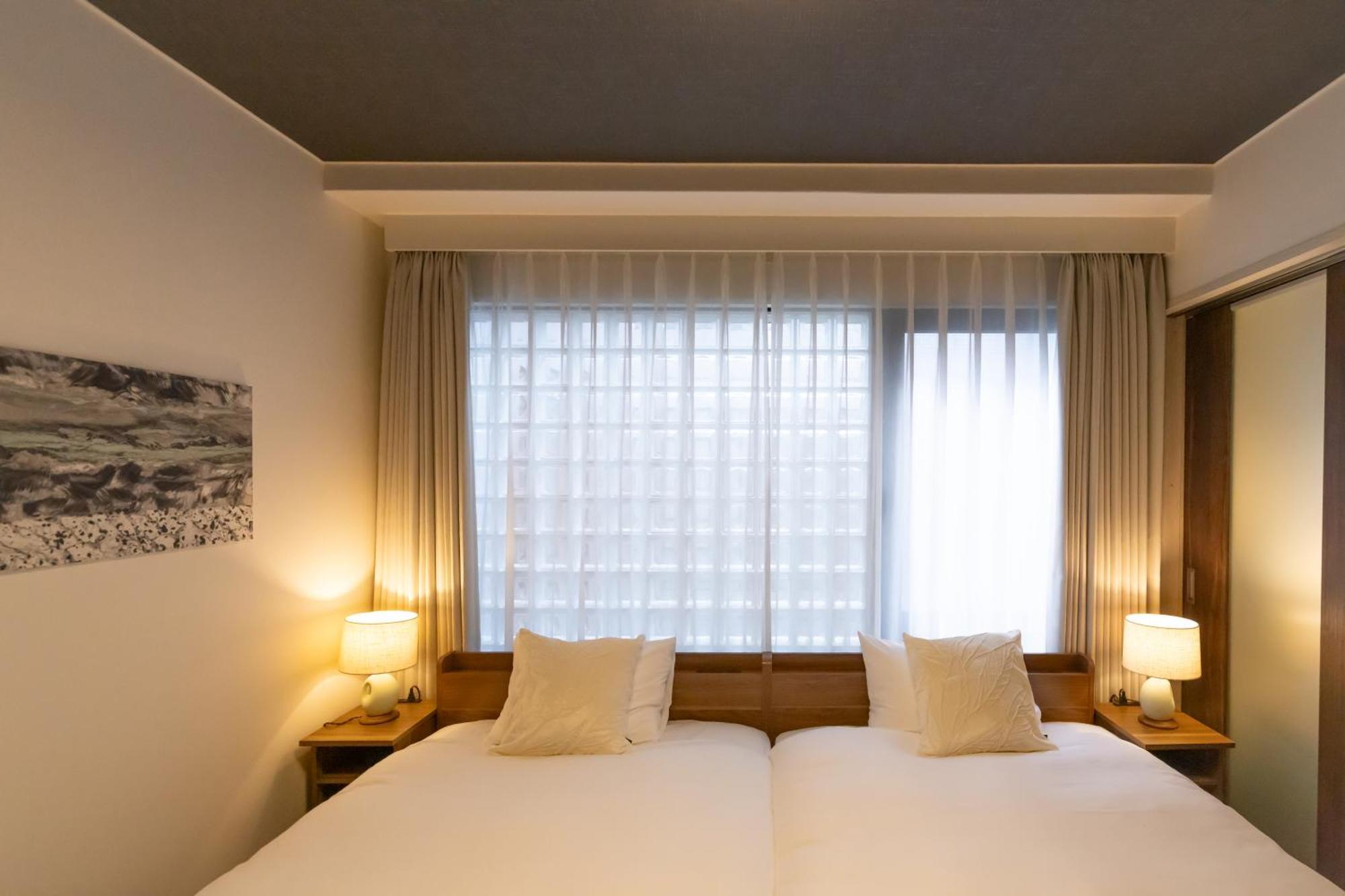 Atrium Deluxe - Self Check-in Only * 大阪